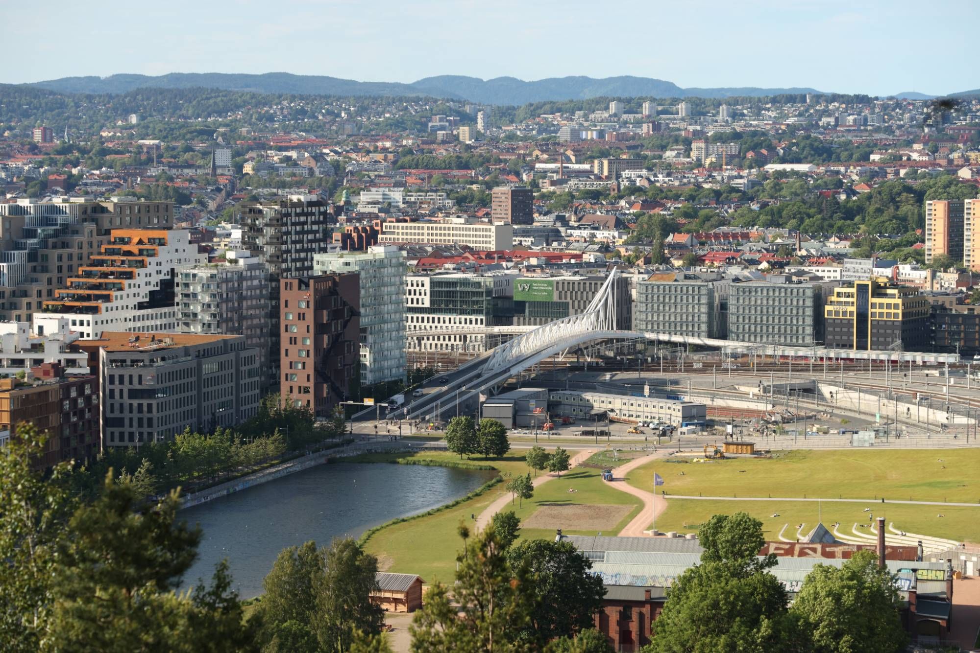 Oslo seen from above: Bjørvika, the Akerselva river and the railway tracks